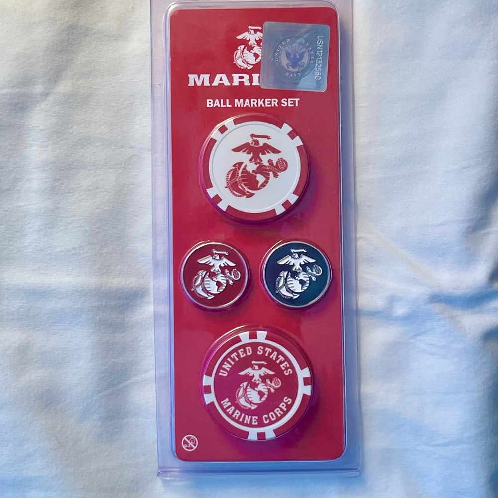 Wincraft Red and White Marine Corps Ball Marker Set